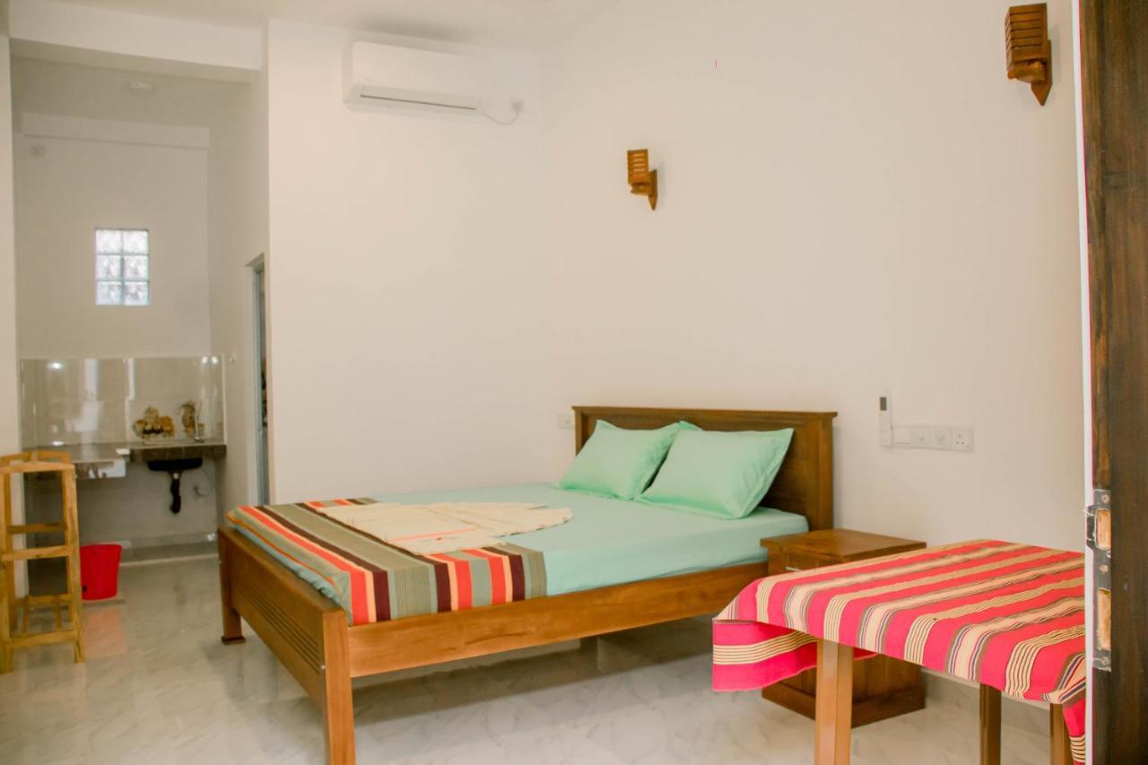 Navodya Guest Mirissa Exterior foto